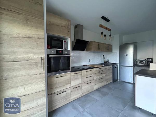 Appartement à louer 4 pièces 83.31m² Sassenage (38360)