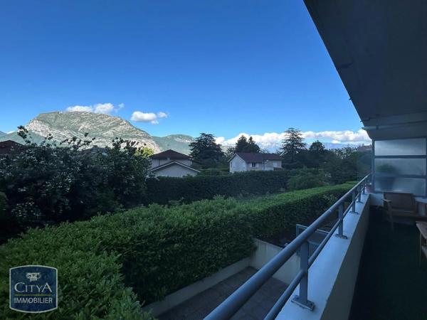 Appartement à louer 4 pièces 83.31m² Sassenage (38360)