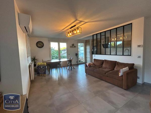 Appartement à louer 4 pièces 83.31m² Sassenage (38360)