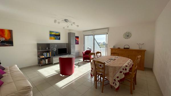 A vendre - Bel et grand appartement T2 à Etel à 2 pas des plages et des commerces