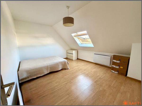 Maison rénovée avec terrasse et piscine plein sud