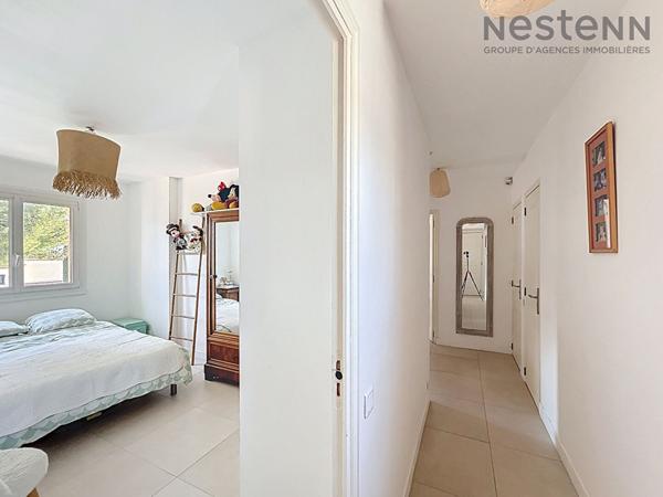 Maison CASSIS, 3 chambres, 1 bureau, 2 salles d'eau, vue imprenable cap canaille, silence total