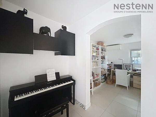 Maison CASSIS, 3 chambres, 1 bureau, 2 salles d'eau, vue imprenable cap canaille, silence total