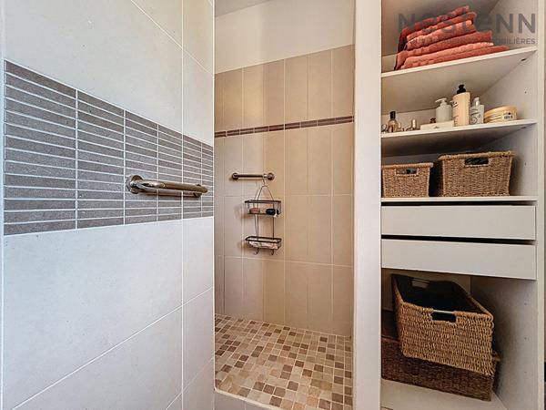 Maison CASSIS, 3 chambres, 1 bureau, 2 salles d'eau, vue imprenable cap canaille, silence total