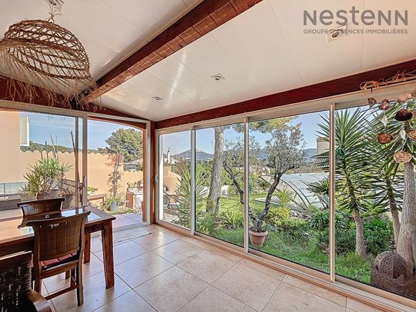 Maison CASSIS, 3 chambres, 1 bureau, 2 salles d'eau, vue imprenable cap canaille, silence total