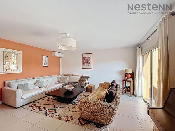 Maison CASSIS, 3 chambres, 1 bureau, 2 salles d'eau, vue imprenable cap canaille, silence total