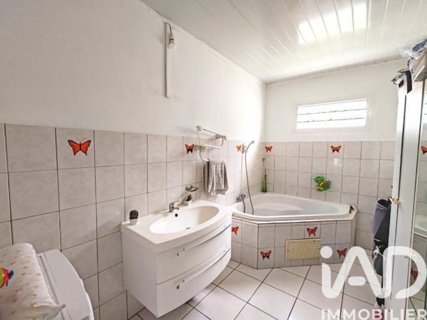 Maison à vendre 5 pièces 120 m² Le Tampon