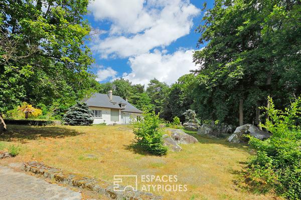 Un domaine rare de 5 hectares en lisière de forêt