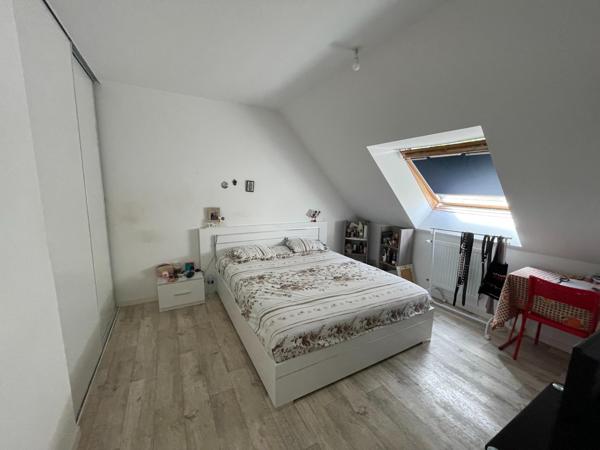 Pavillon récent 120 m2 (5 chambres)