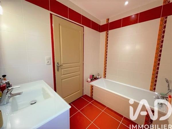 Maison à vendre 6 pièces 132 m² Varennes