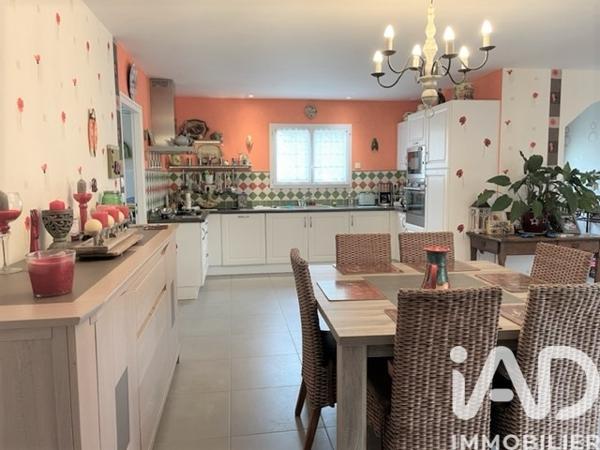 Maison à vendre 6 pièces 132 m² Varennes