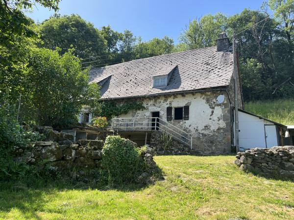 MAISON AUVERGNATE DE 1780 Ally (15700)