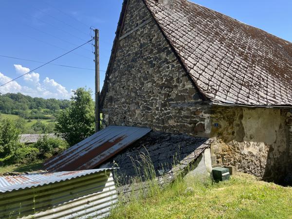 MAISON AUVERGNATE DE 1780 Ally (15700)
