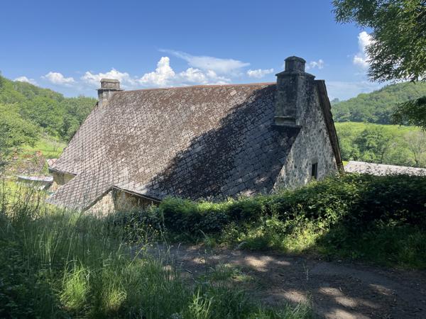 MAISON AUVERGNATE DE 1780 Ally (15700)