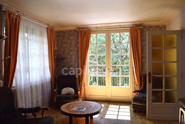 Maison à vendre 10 pièces SAINT URBAIN (85)