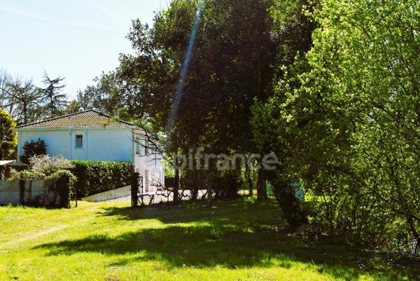 Maison à vendre 10 pièces SAINT URBAIN (85)