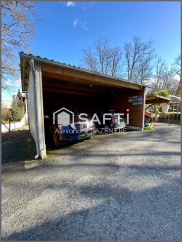 Maison avec 3 chambres et un bureau, un car port 2 places et une dépendance avec piscine