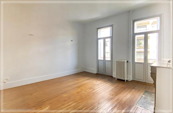 Local/bureau à vendre AGEN (47) Bureaux professionnels avec cachet – Quartier Palissy / Tour Victor Hugo- cours extérieur