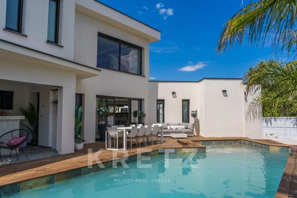 Villa contemporaine en bord de mer