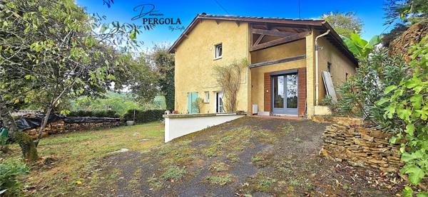 Maison d'environ 150 m² habitables située à Sarlat-La-Canéda