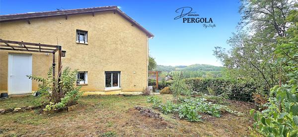 Maison d'environ 150 m² habitables située à Sarlat-La-Canéda