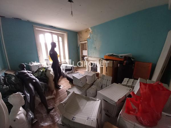 Achat immeuble près de GUINGAMP - 8 pièce(s) - 210 m² - 283 500 €