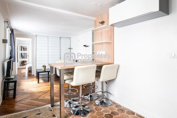 COUP DE COEUR Appartement 2 pièces rue de Rivoli côté Tuileries 34.4 m2