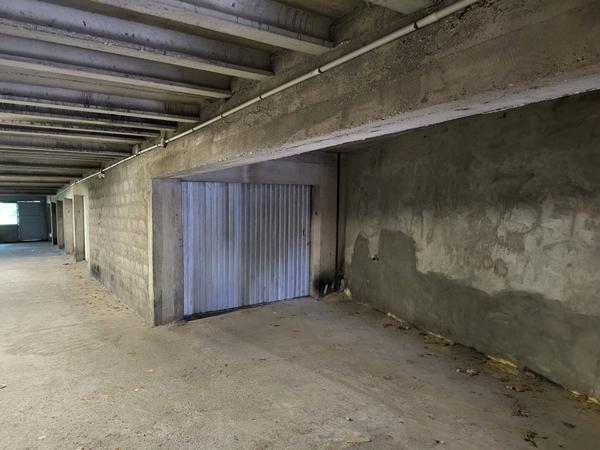 Garage / box fermé Centre-ville Chambery 21.64 m2 à proximité de la préfecture
