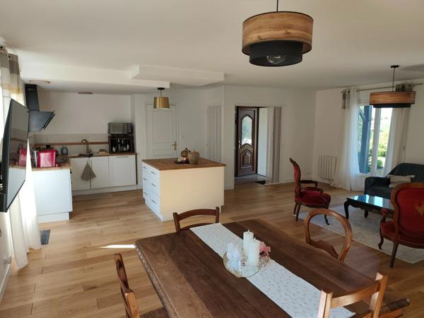 Maison à vendre 5 pièces RUELLE SUR TOUVRE (16)