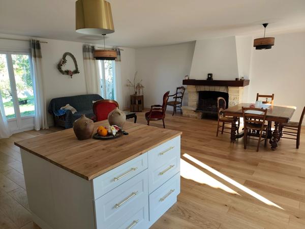 Maison à vendre 5 pièces RUELLE SUR TOUVRE (16)