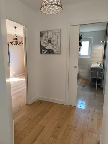 Maison à vendre 5 pièces RUELLE SUR TOUVRE (16)