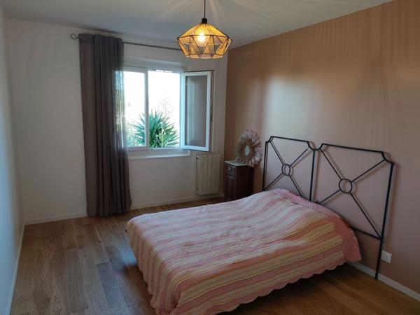 Maison à vendre 5 pièces RUELLE SUR TOUVRE (16)