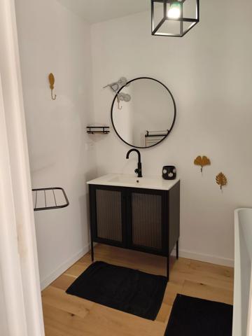 Maison à vendre 5 pièces RUELLE SUR TOUVRE (16)