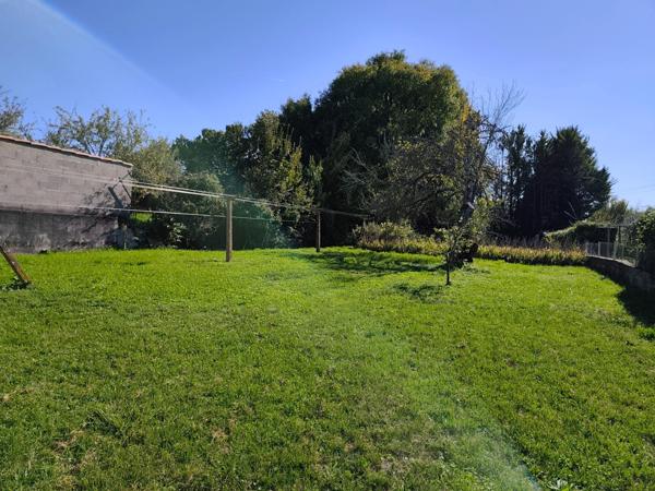 Maison à vendre 5 pièces RUELLE SUR TOUVRE (16)