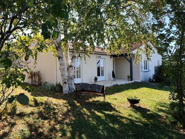 Maison à vendre 5 pièces RUELLE SUR TOUVRE (16)