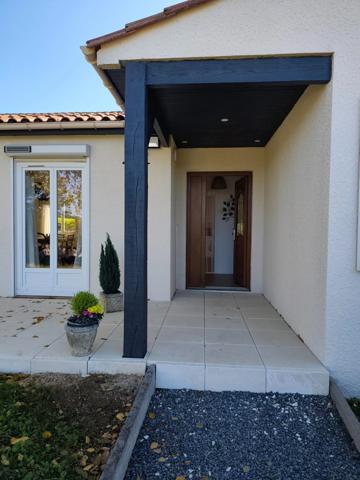 Maison à vendre 5 pièces RUELLE SUR TOUVRE (16)