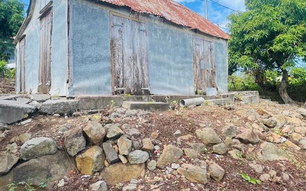 Terrain à vendre    Vieux-Habitants