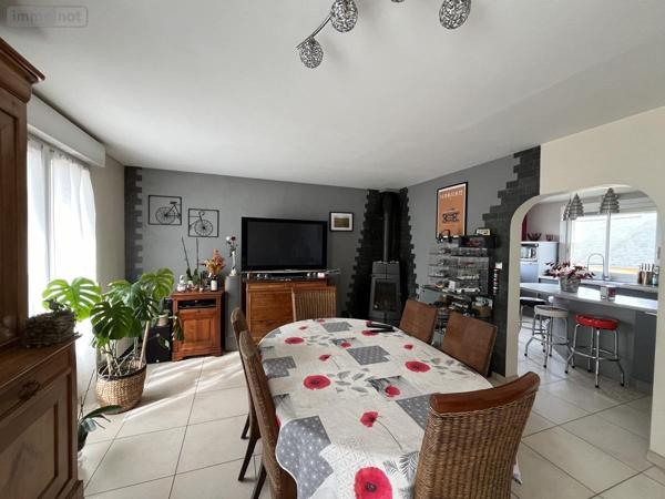 Maison à vendre à Châtres-la-Forêt en Mayenne (53600), ref : 53078-1845