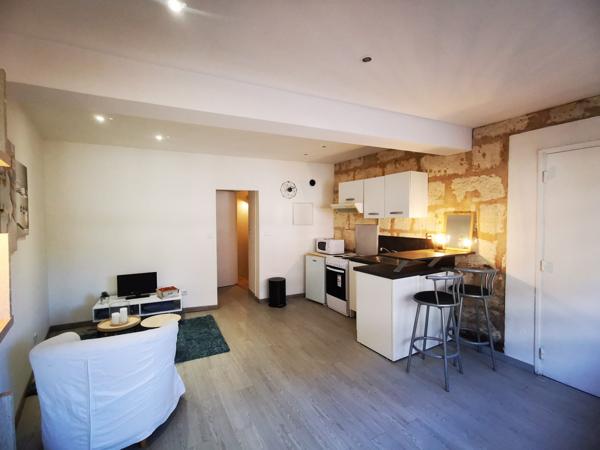 Immeuble de rapport 5 appartements + 1 bureau