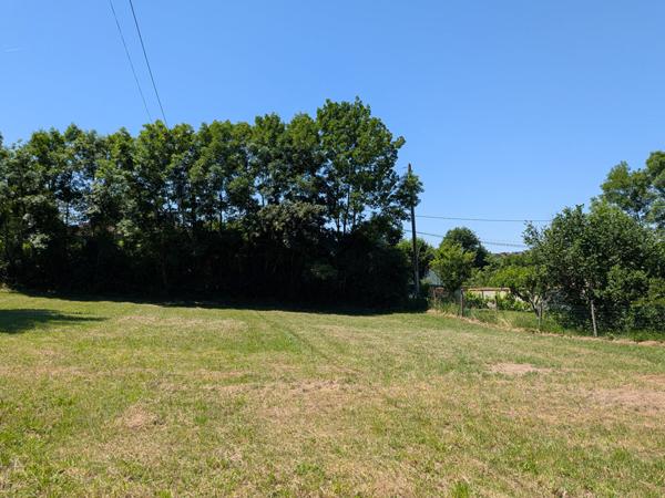Rosières, terrain à bâtir de 676 m²