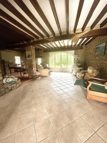 Maison traditionnelle de 223 m²