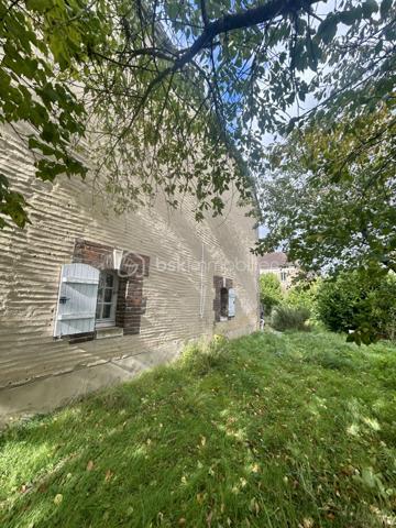 Maison traditionnelle de 223 m²