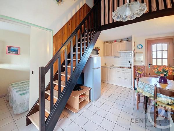 Appartement T3 à vendre  3 pièces - 37 m 2   LE BARCARES  - 66