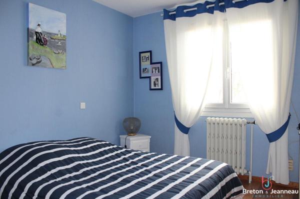 Pavillon à Ernée proche des commodités