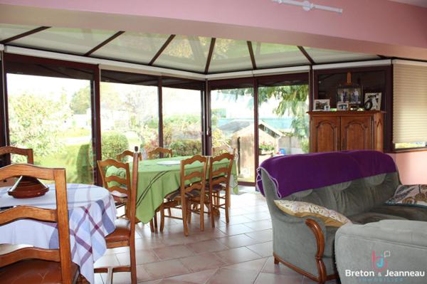 Pavillon à Ernée proche des commodités