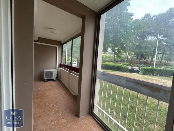 Appartement à louer 4 pièces 79.56m² Vitrolles (13127)
