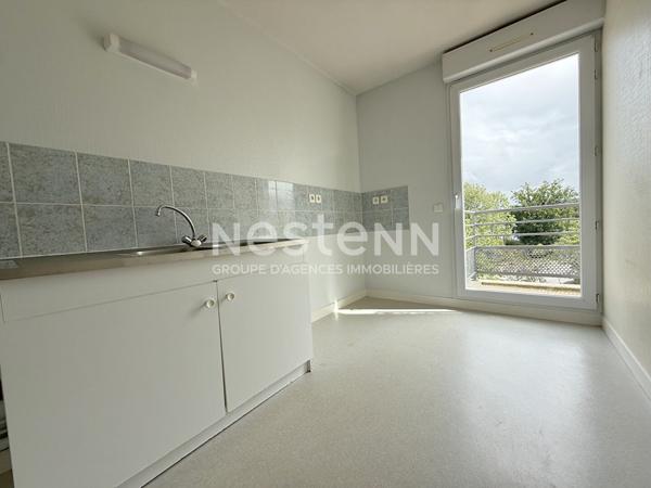 LOCMINE CENTRE VILLE - Bel appartement à vendre 2 chambres avec balcon et son garage
