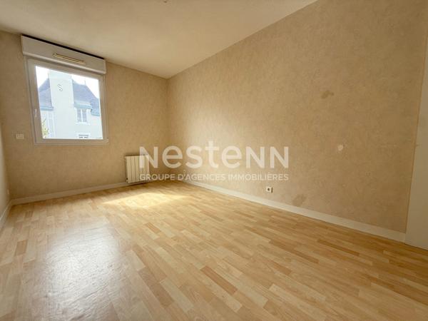 LOCMINE CENTRE VILLE - Bel appartement à vendre 2 chambres avec balcon et son garage