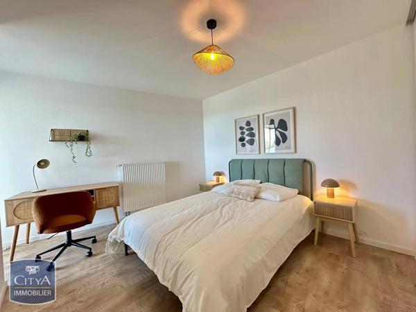 Appartement à louer 3 pièces 63.34m² Tours (37000)