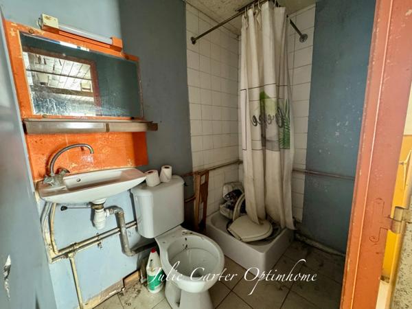 Petite maison à vendre 2 pièces  (53)